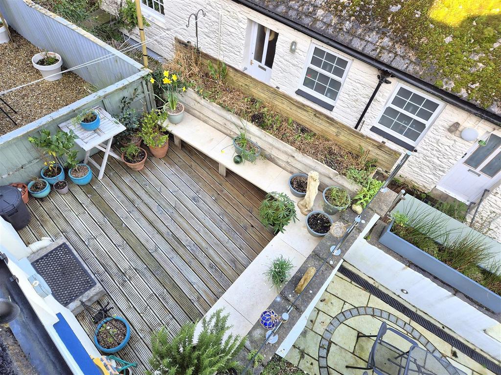 Terrace.jpg