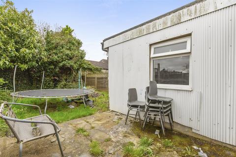4 bedroom semi-detached house for sale, Rowliff Road, High Wycombe HP12