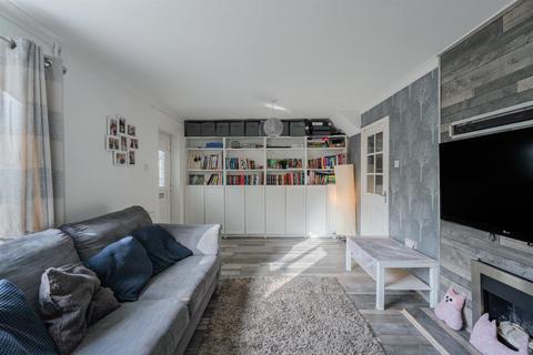 3 bedroom end of terrace house for sale, Waterloo Road, Pontypool NP4