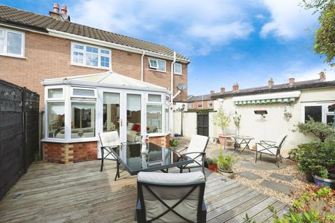 3 bedroom semi-detached house for sale, Agecroft Road, Northwich