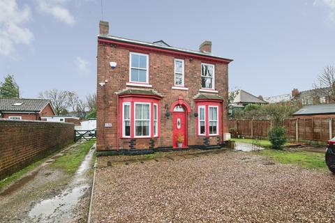3 bedroom detached house for sale, Tividale Road, Tividale, OLDBURY