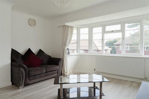 3 bedroom house for sale, Cavendish Gardens, Redhill