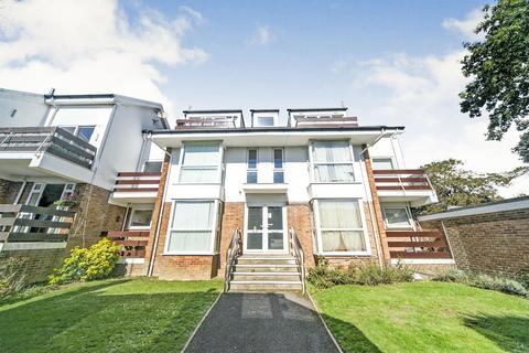2 bedroom flat for sale, Pinewoods, Bexhill-On-Sea