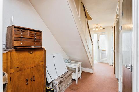 3 bedroom terraced house for sale, Maple Drive, Burgess Hill