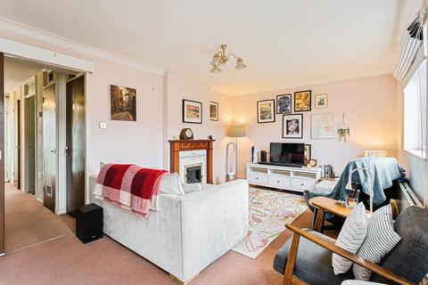 3 bedroom terraced house for sale, Maple Drive, Burgess Hill