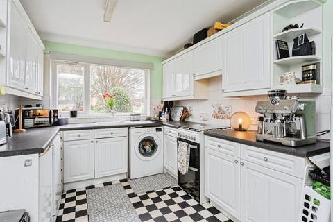 3 bedroom terraced house for sale, Maple Drive, Burgess Hill