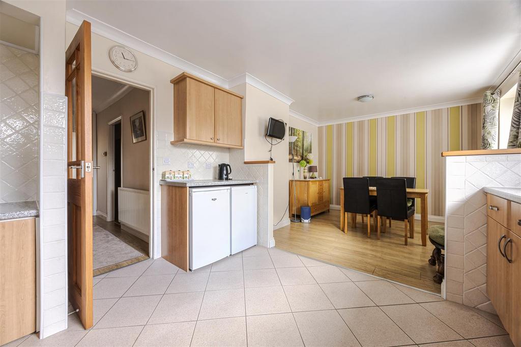 Kitchen diner