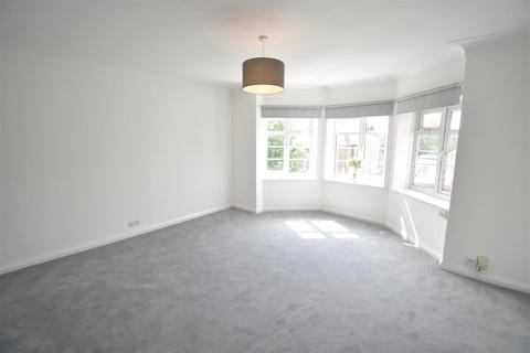 2 bedroom flat to rent, St. Mark's Hill, Surbiton