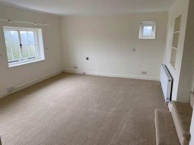 Master bedroom 2.jpg