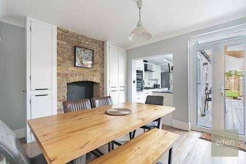2 bedroom terraced house for sale, Florence Road, Maidstone, ME16