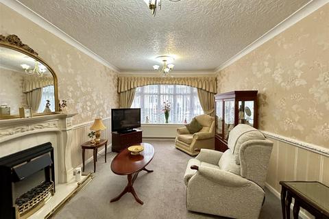 2 bedroom semi-detached bungalow for sale, Albert Road, Halesowen