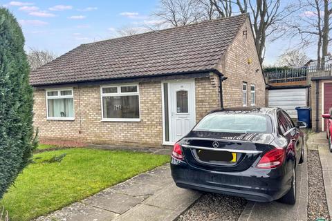 2 bedroom semi-detached bungalow for sale, Ealing Court, Kingston Park , Newcastle upon Tyne, Tyne and Wear, NE3 2YD