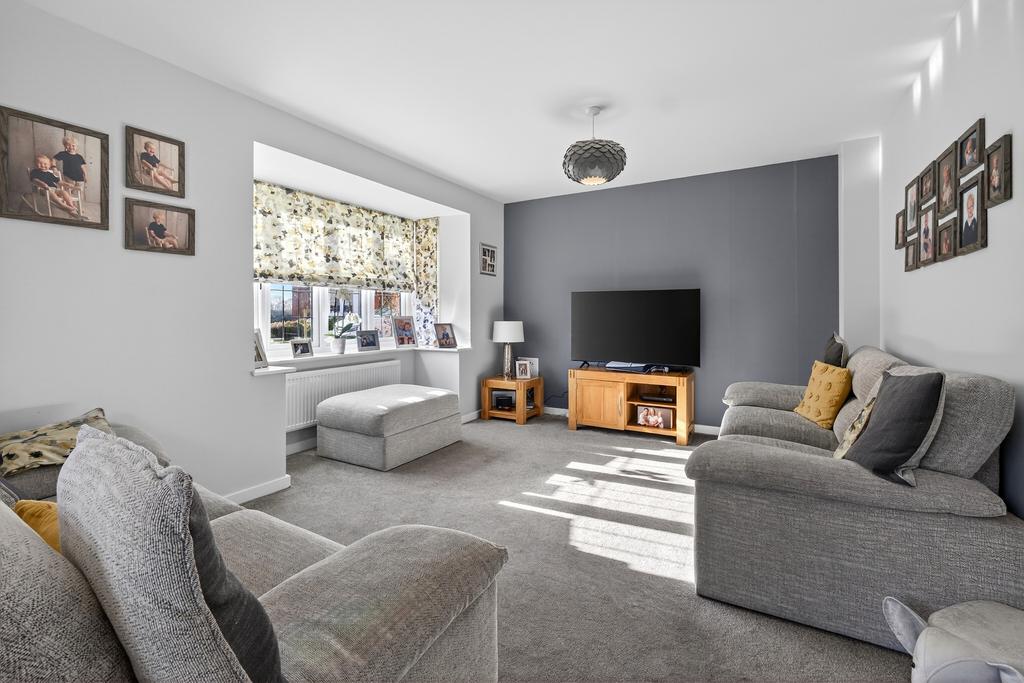 Living Room (2)