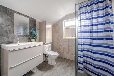 2 bedroom terraced house for sale, Manor Park Avenue, Hampshire PO3