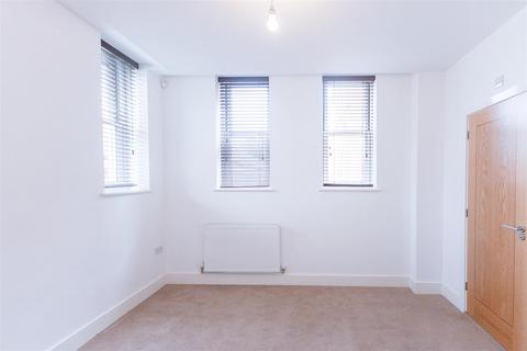 undefined, Kensington Way, Brentwood