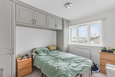 2 bedroom apartment for sale, Nelson Court, Ilkley LS29