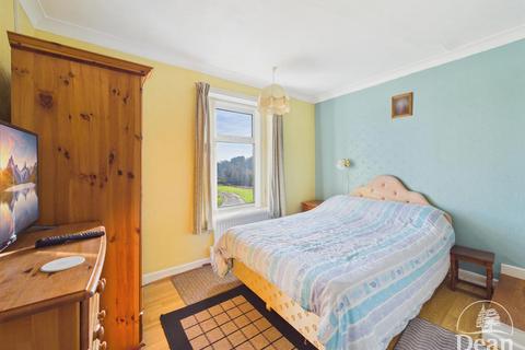 3 bedroom detached house for sale, Deans Walk, Drybrook