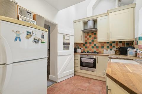 undefined, High Street South, Bedfordshire LU6