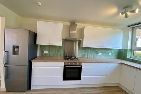 3 bedroom maisonette to rent, John Barnes Walk, London, E15
