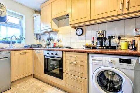 2 bedroom terraced house for sale, Montrose Close, Bordon GU35