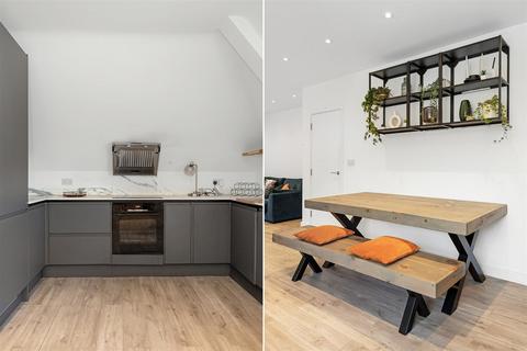 undefined, Godstone Road, Whyteleafe CR3