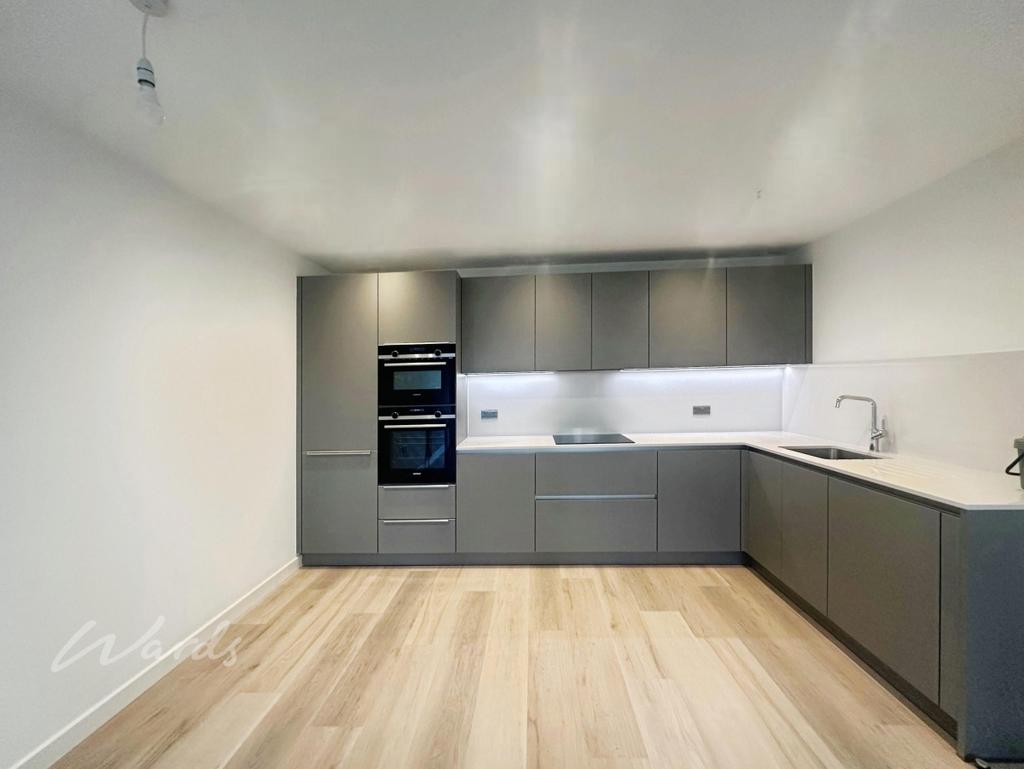 15 Emin kitchen use