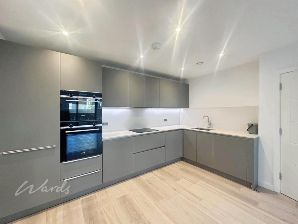 15 Emin kitchen 1...