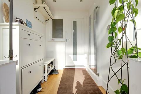 4 bedroom terraced house for sale, Broadoak Avenue, Enfield, EN3