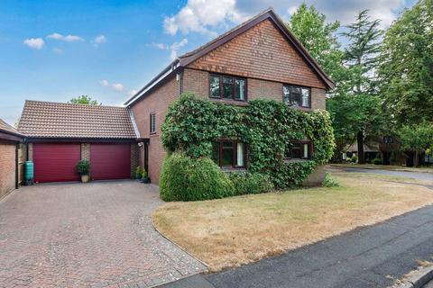 Denham Close, Winchester, SO23