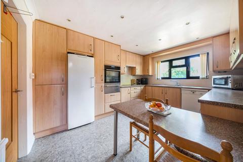 4 bedroom detached house for sale, Denham Close, Winchester, SO23