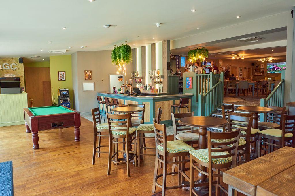 2023 Coghurst Hall Sussex Empty Restaurant (4)