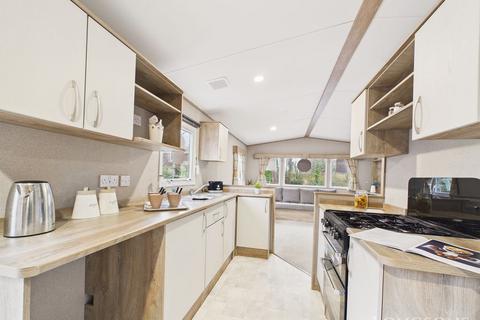 3 bedroom park home for sale, Coghurst Hall Holiday Park