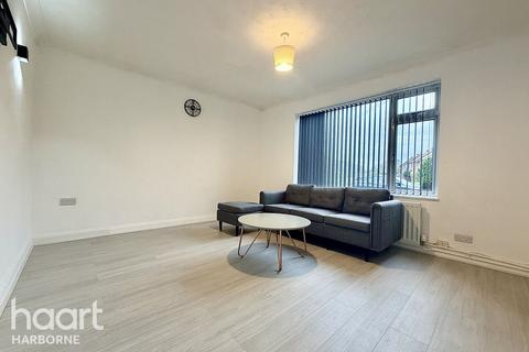 3 bedroom semi-detached house to rent, Glebe Road, Solihull