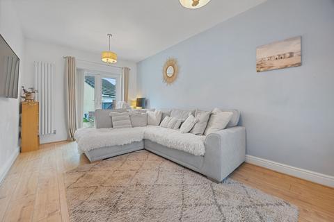 undefined, Lantern Close, Pontyclun CF72