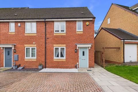 2 bedroom end of terrace house for sale, Brookville Crescent, Newcastle Upon Tyne, NE5