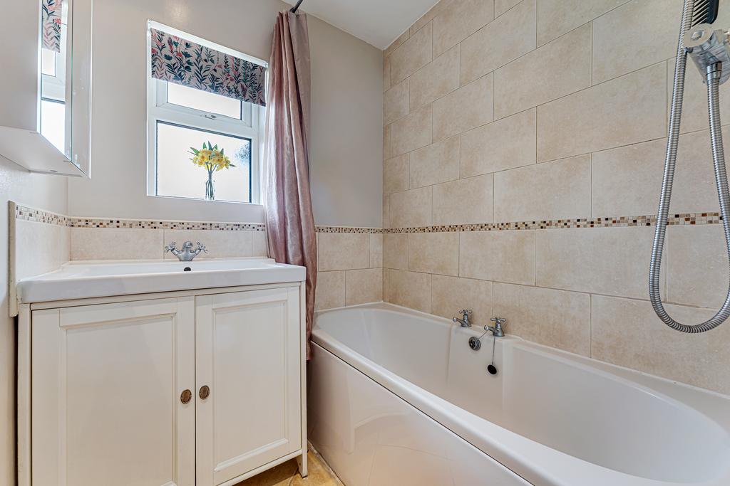 2 BEECHMORE7.jpg