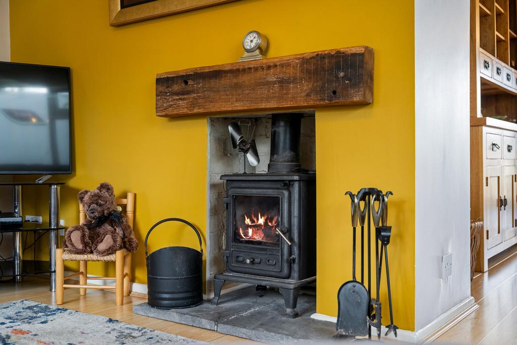 2 BEECHMORE28.jpg