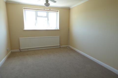 3 bedroom house to rent, Tynedale Close, Gosport, PO12