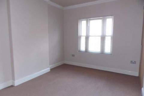 1 bedroom flat to rent, Knighton Fields Road East, Leicester LE2