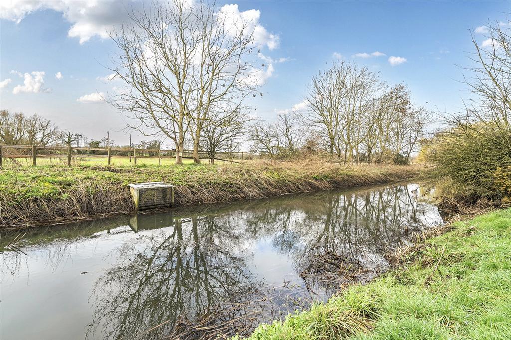 River Lark - Rear