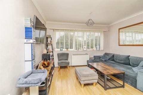 2 bedroom maisonette for sale, Vicarage Road, Bletchley, Milton Keynes