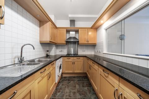 undefined, Rotherhithe Street, Surrey Quays, London, SE16