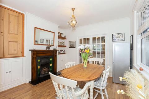 4 bedroom terraced house for sale, Bridge Road, Worthing