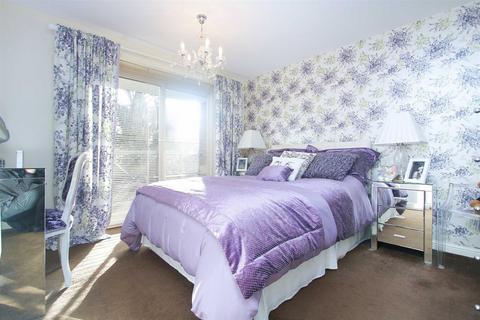 2 bedroom apartment for sale, Belvedere Gardens, Benton, Newcastle Upon Tyne