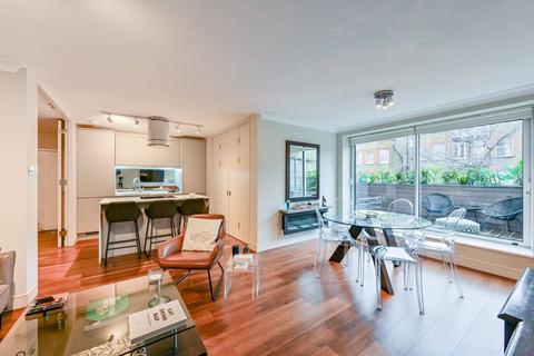 2 bedroom flat for sale, Beatrix House, South Kensington, London, SW5