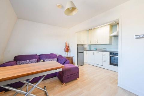 1 bedroom flat for sale, Mile End Road, Stepney, London, E1