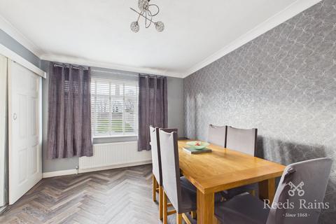 3 bedroom semi-detached house for sale, Binsted Avenue, Sheffield S5