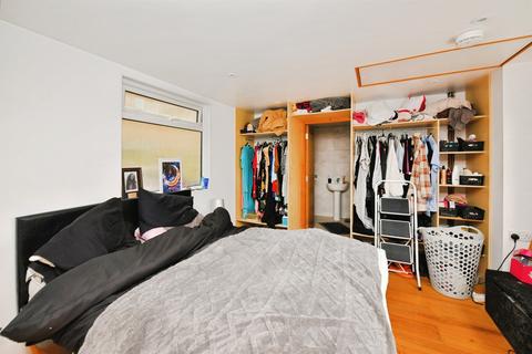 2 bedroom end of terrace house for sale, Station Road, Keyham, Plymouth