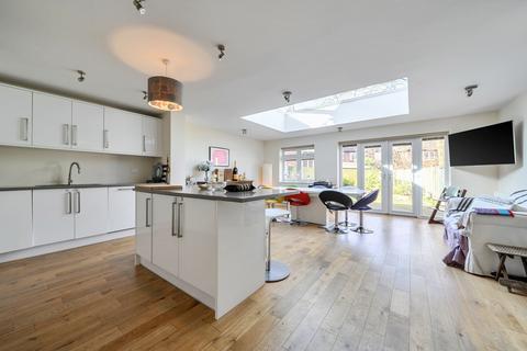 undefined, Twyford Avenue, London, N2
