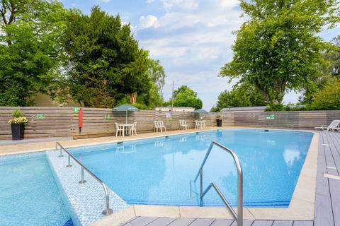 2 bedroom property for sale, Beauport Holiday Park